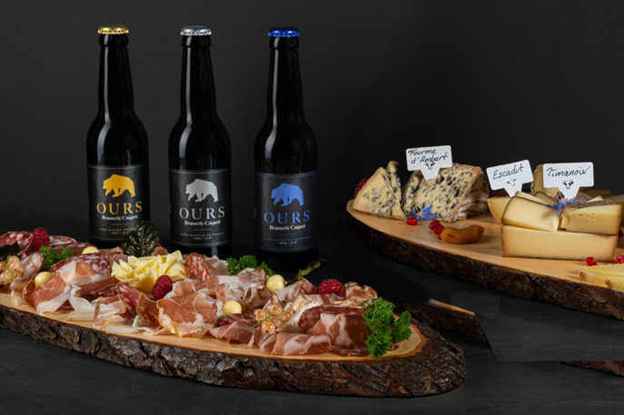 Afterwork autour de planches de charcuterie et de fromages, accompagn&eacute;es de la bi&egrave;re des OURS